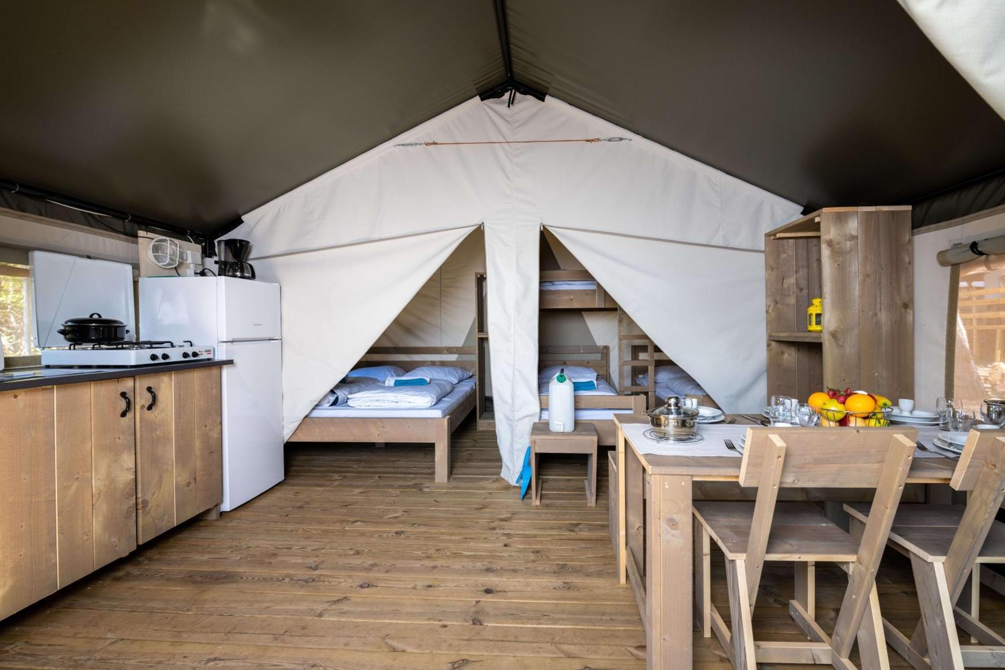Easyatent Camping Porto Sole Vrsar Bilik gambar